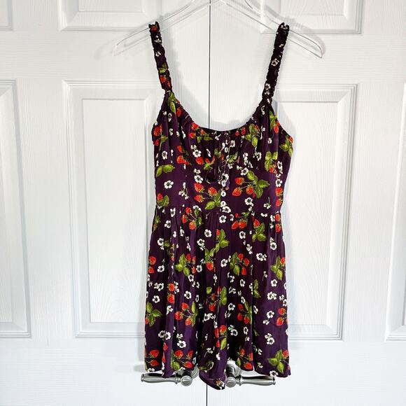 Urban Outfitters Tate Tie Front Strawberry Floral Print Romper - Picture 2 of 10